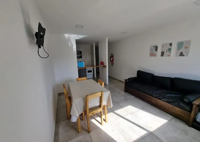 Deptos Esqiui Planta Baja