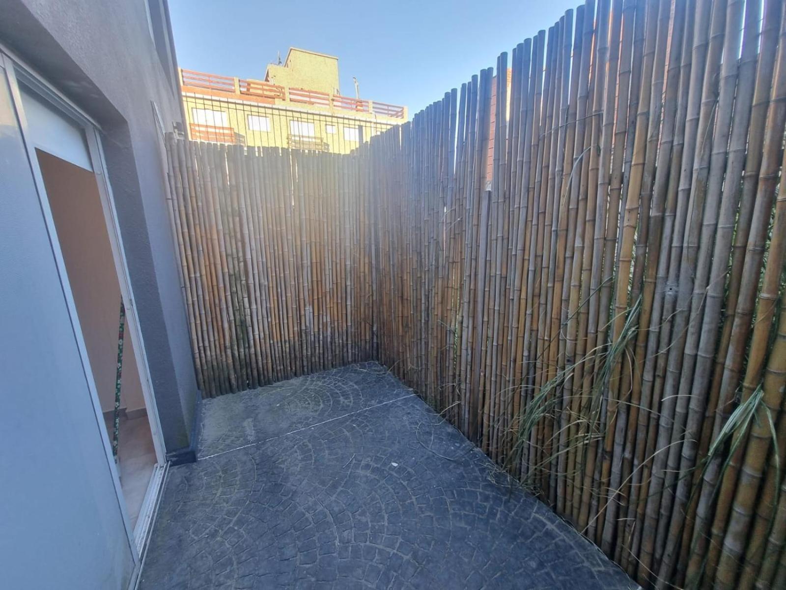 Deptos Esqiui Planta Baja *